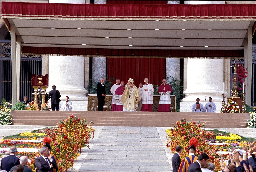 6 ottobre 2002 - La canonizzazione