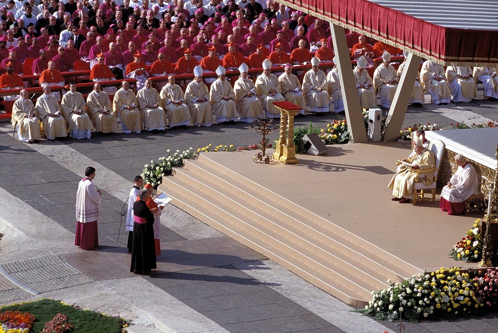 6 ottobre 2002 - La canonizzazione