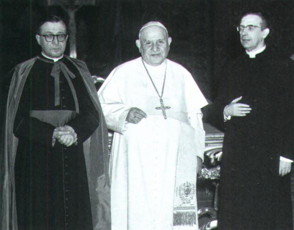 Mons. Escrivá in udienza con Giovanni XXIII (15 marzo 1960)